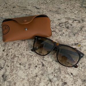 Ray-Ban 4147 Sunglasses
